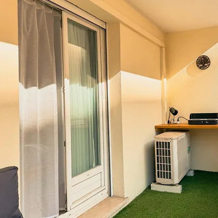 3-room For 6 People In Port Vauban * אנטיב